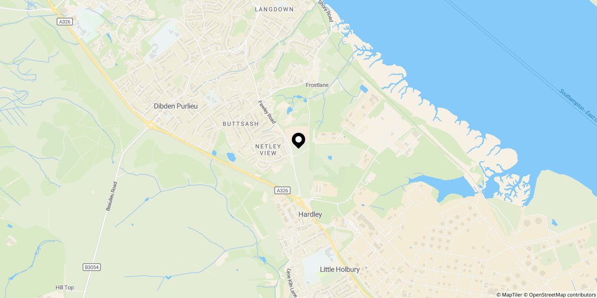Approximate location of Laburnum Crescent, Hythe, SO45 3PL