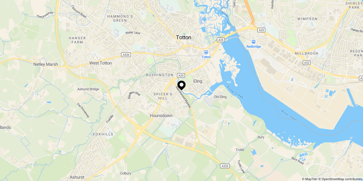 Approximate location of Downs Park Avenue, Eling, SO40